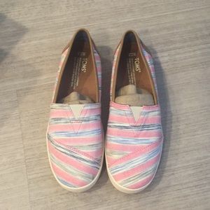 Toms Avalon shoes in Peony Ikat Stripe